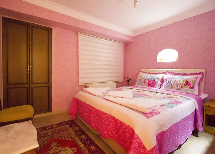 Nil Story House Hostel