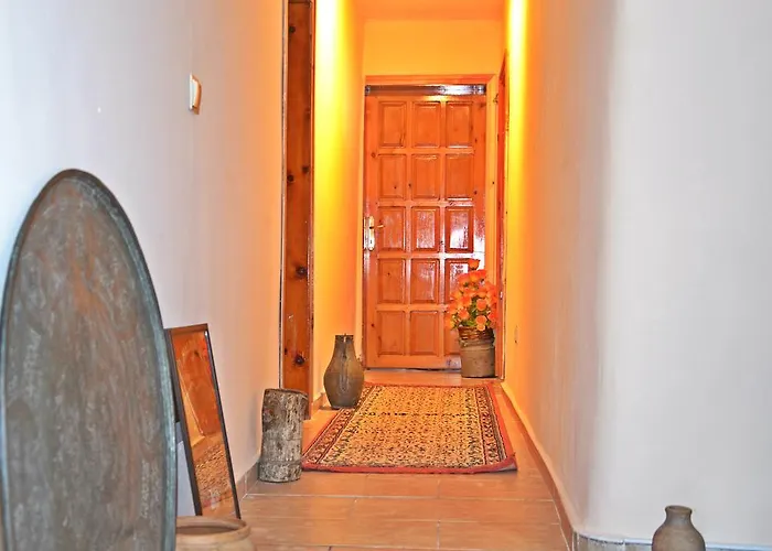 Nil Story House Hostel