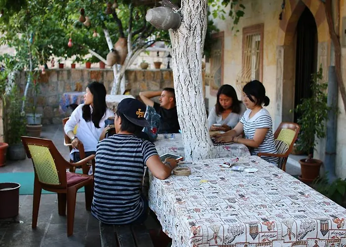 Nil Story House Hostel