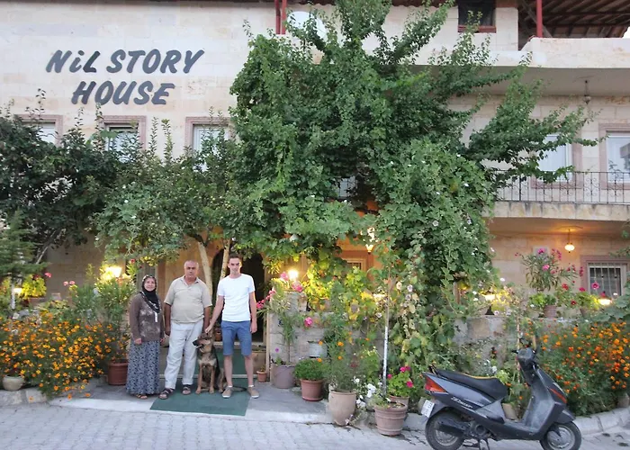 Nil Story House Hostal